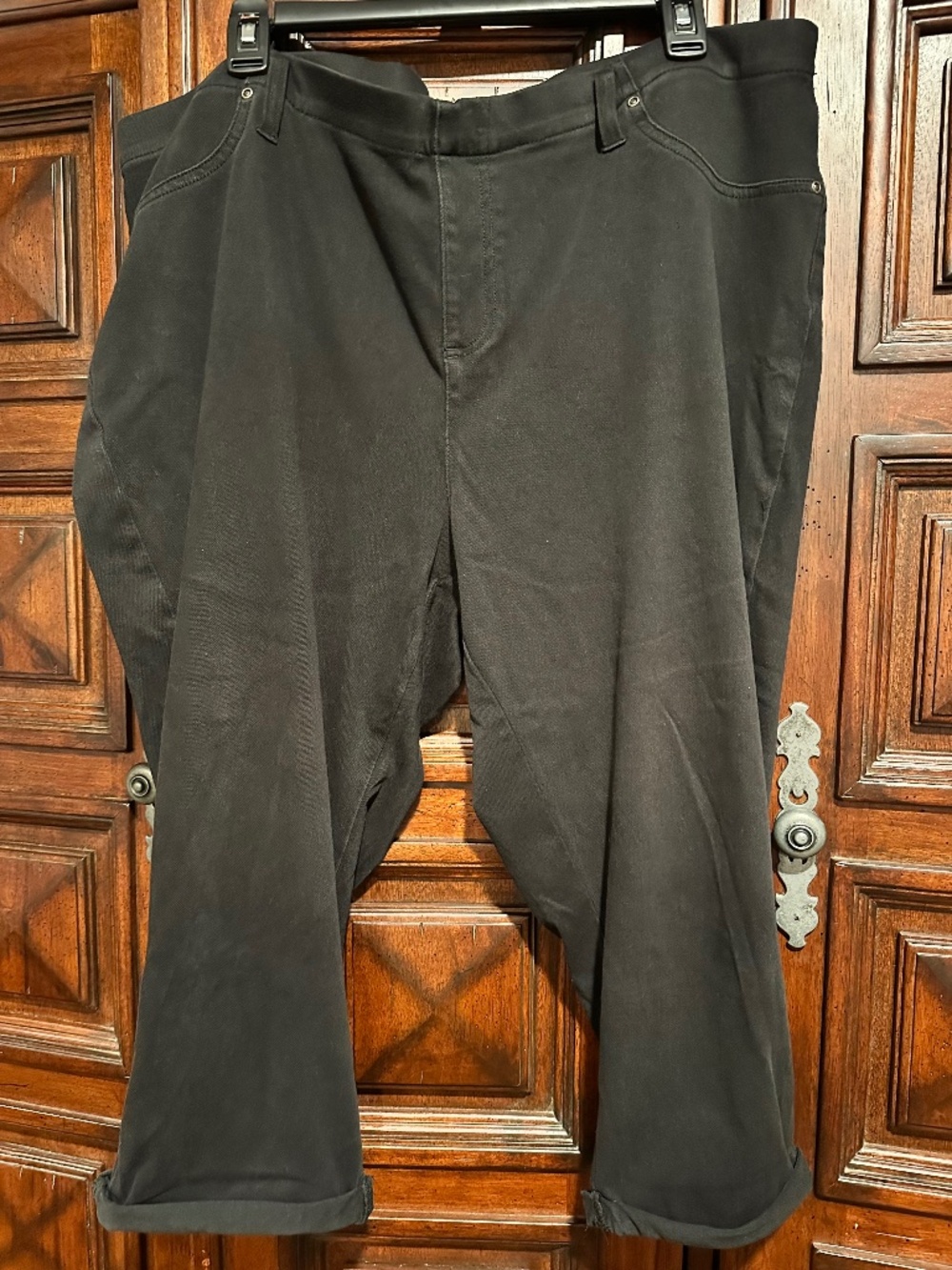 2X 20W 22W Jet black Not fadedTerra & Sky folded cuff Capri Jeggings STRETCHY